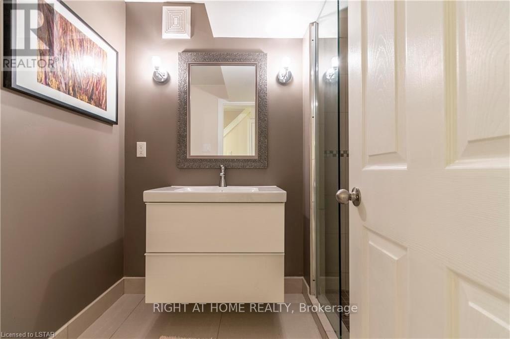263 Rossmore Court, London, ON, N6C 6B8 - 34