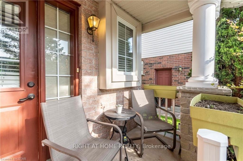 263 Rossmore Court, London, ON, N6C 6B8 - 2