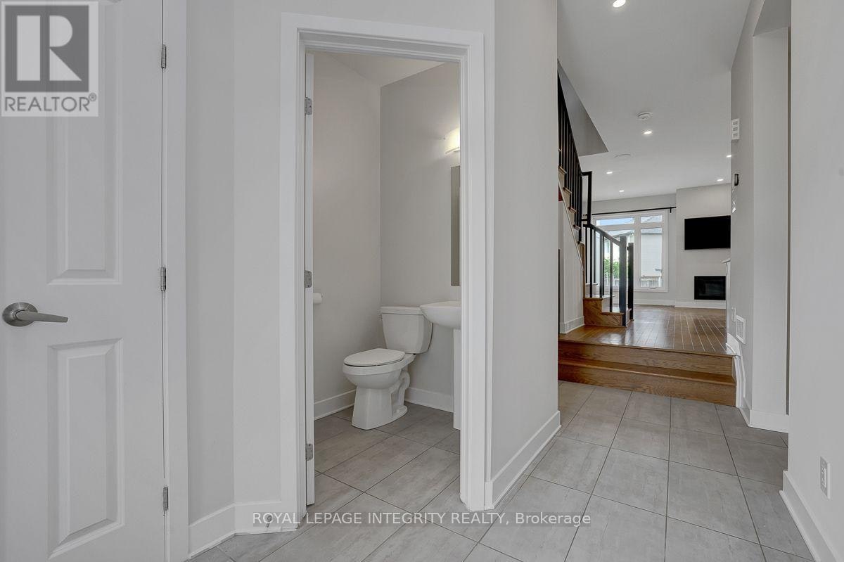 813 Brian Good Avenue, Ottawa, ON, K4M 0E2 - 5