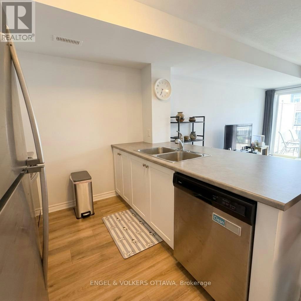 110 Lapland Private, Ottawa, ON, K2V 0S5 - 6