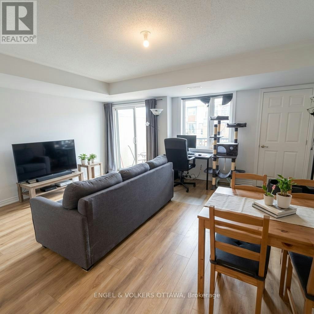 110 Lapland Private, Ottawa, ON, K2V 0S5 - 2