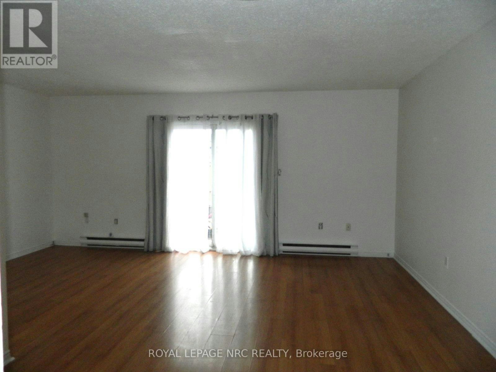 53-65 Dorchester Boulevard, St. Catharines, ON, L2M 7T8 - 3