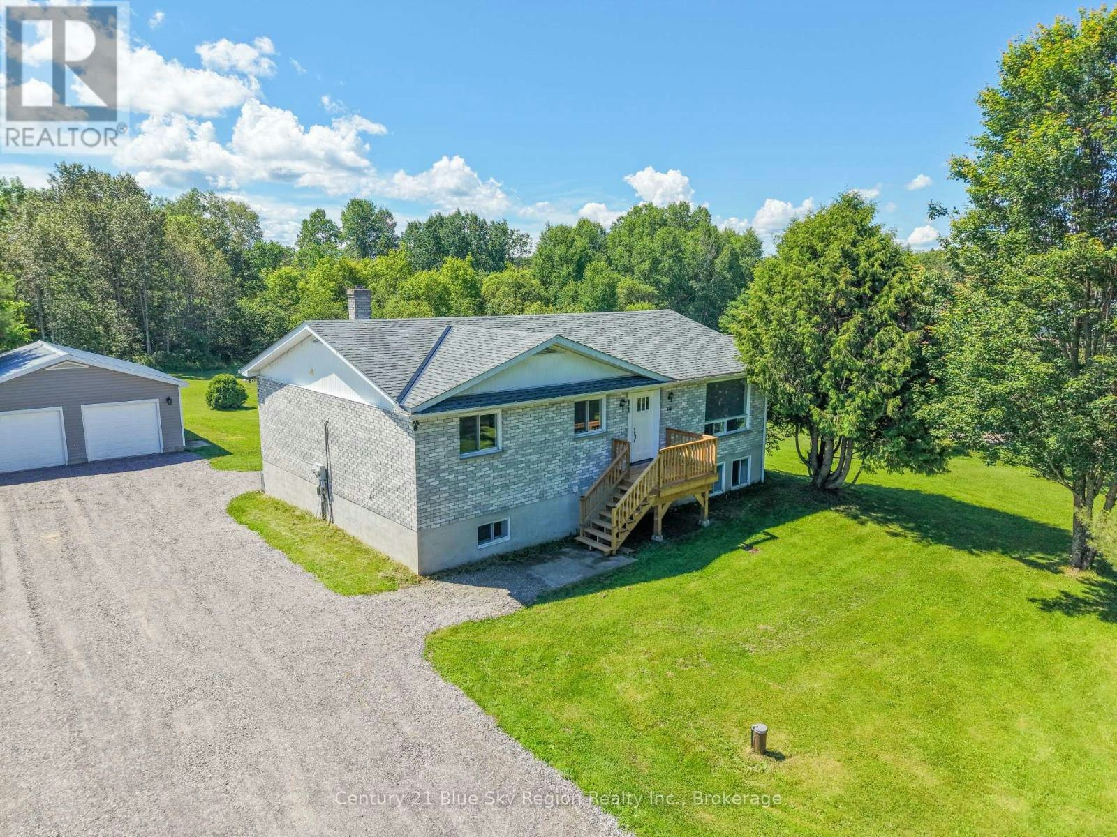 418 Laurier Street, Bonfield, ON, P0H 1H0