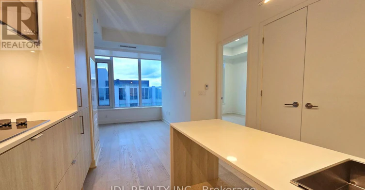 5506-11 Yorkville Avenue, Toronto, ON, M4W 0B7 - 4