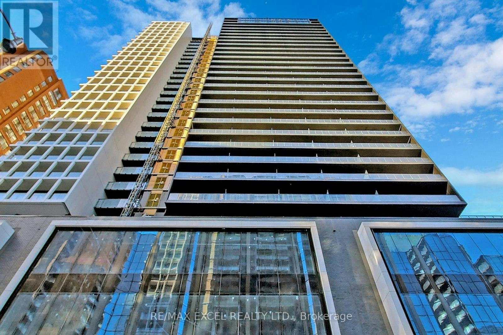 1420-20 Edward Street, Toronto, ON, M5G 1C9 - 3