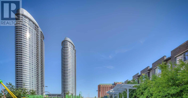 309-125 Village Green Square, Toronto, ON, M1S 0G3