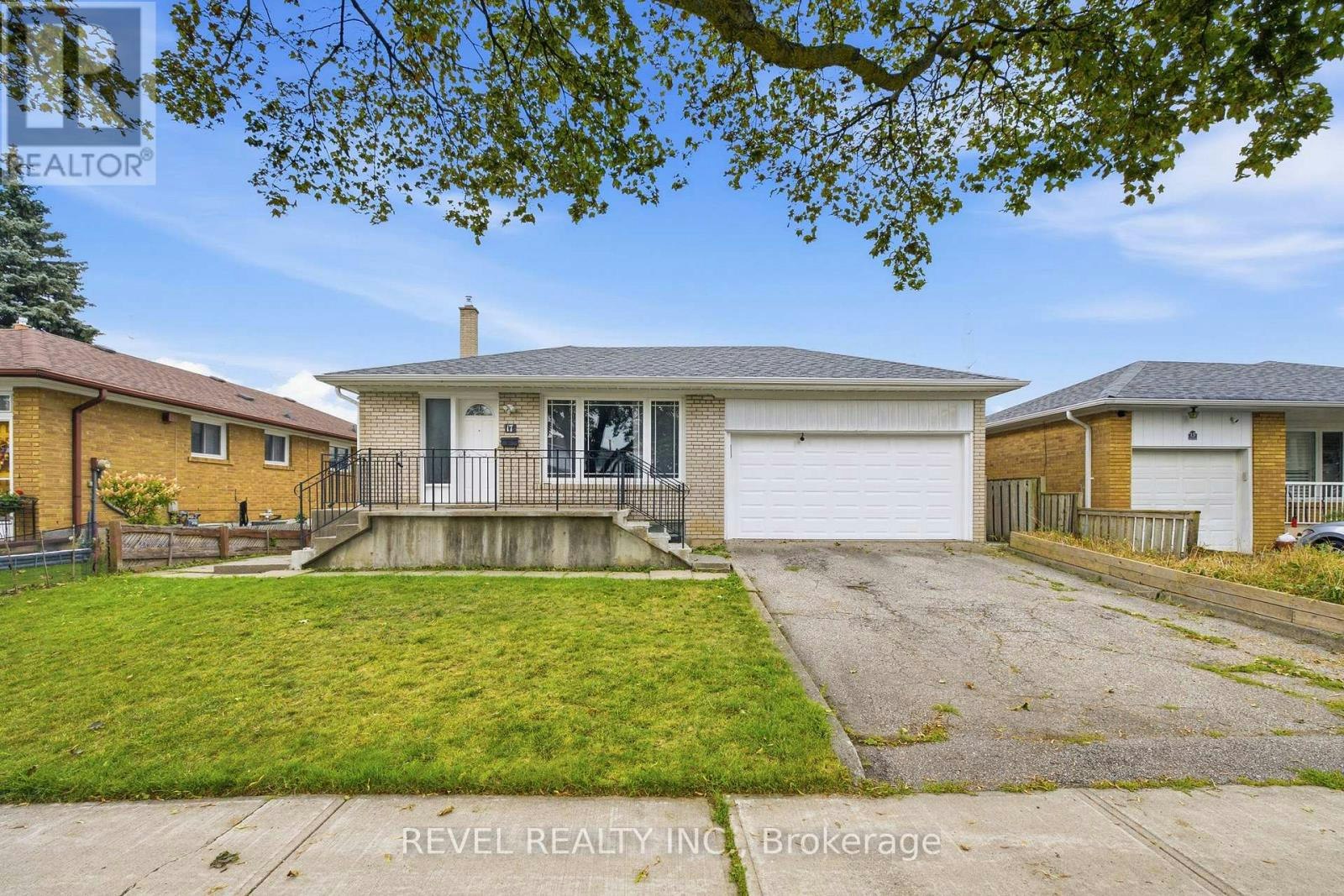 17 Amberjack Boulevard, Toronto, ON, M1H 2J2