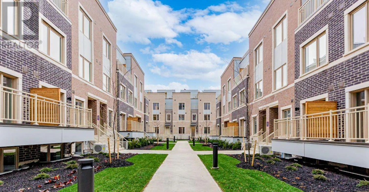77-39 Honeycrisp Crescent, Vaughan, ON, L4K 0N6 - 2