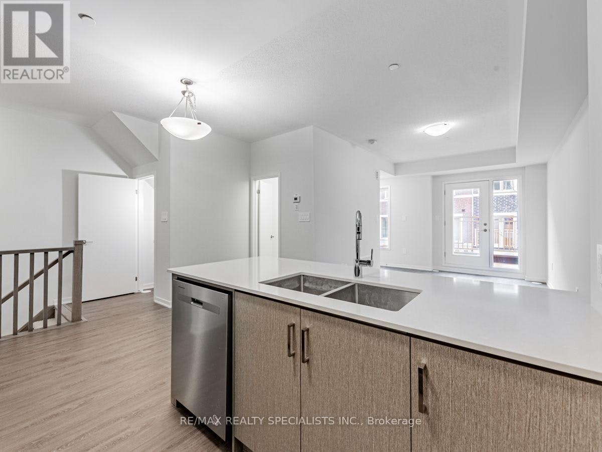 77-39 Honeycrisp Crescent, Vaughan, ON, L4K 0N6 - 8