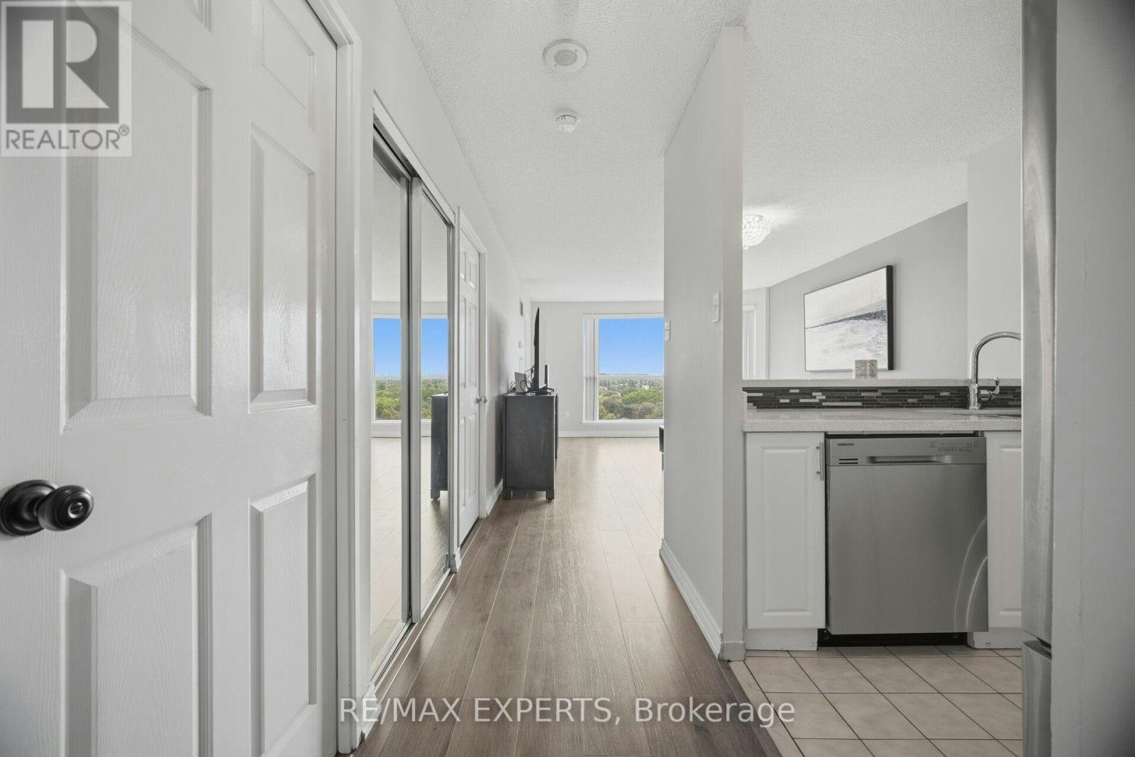 1408-2155 Burnhamthorpe Road W, Mississauga, ON, L5L 5P4