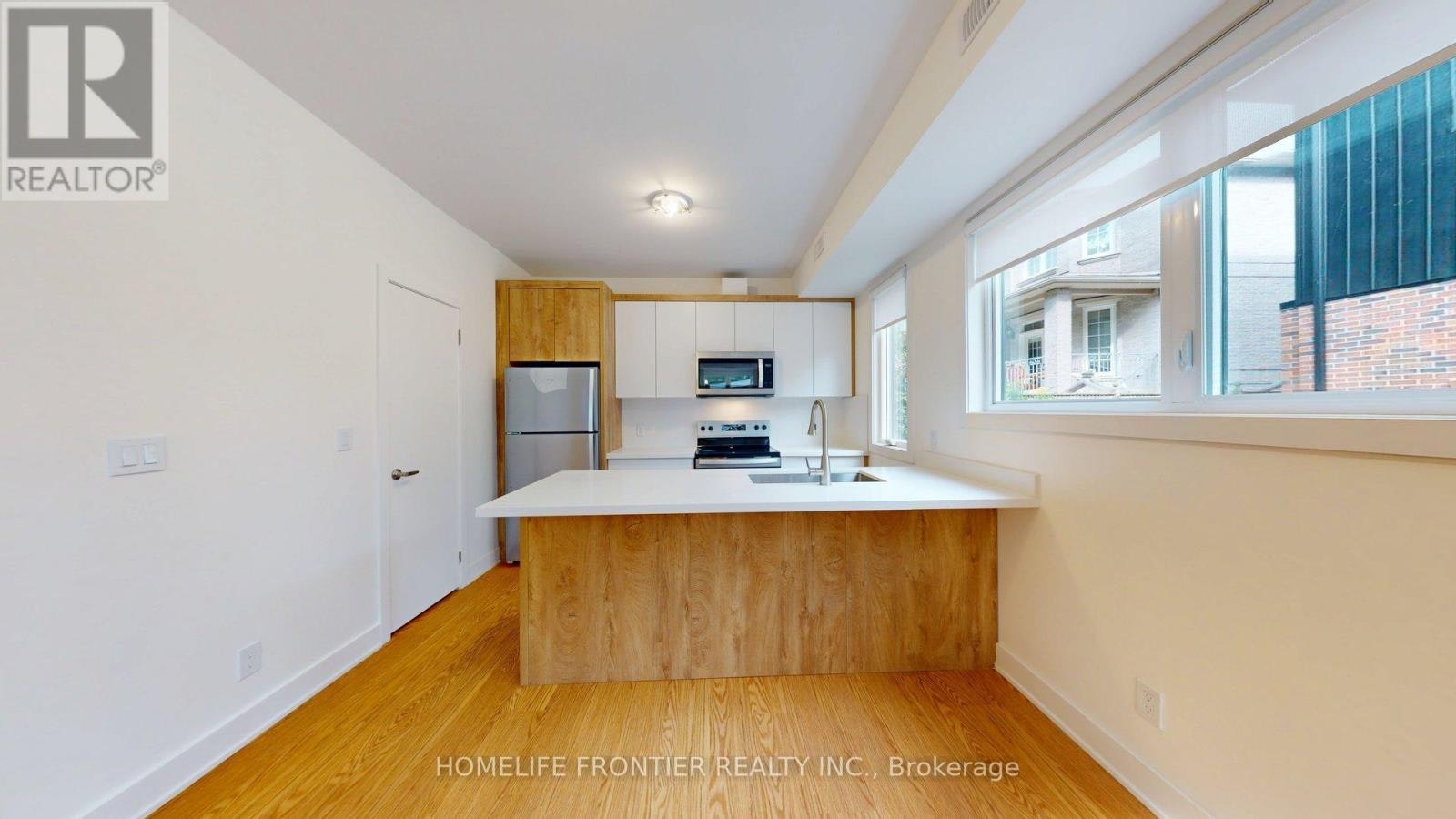 R (LANEWAY-1089 Glencairn Avenue, Toronto, ON, M6B 2B1 - 7