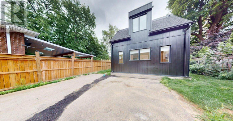 R (LANEWAY-1089 Glencairn Avenue, Toronto, ON, M6B 2B1 - 3