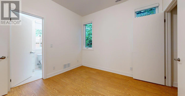 R (LANEWAY-1089 Glencairn Avenue, Toronto, ON, M6B 2B1 - 10
