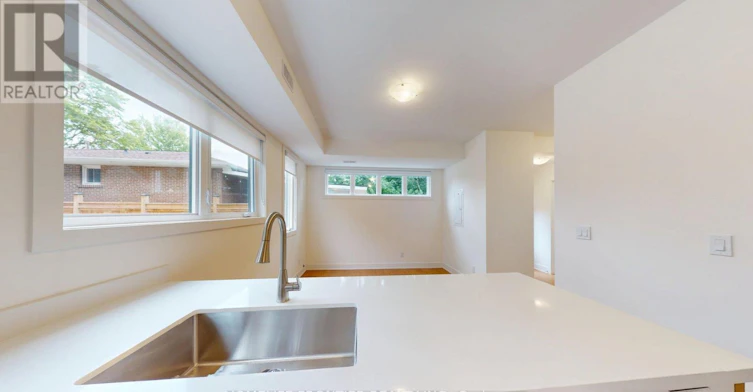 R (LANEWAY-1089 Glencairn Avenue, Toronto, ON, M6B 2B1 - 9