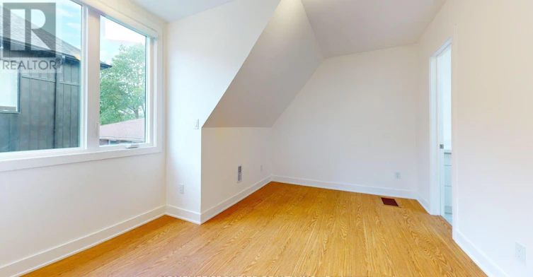 R (LANEWAY-1089 Glencairn Avenue, Toronto, ON, M6B 2B1 - 17