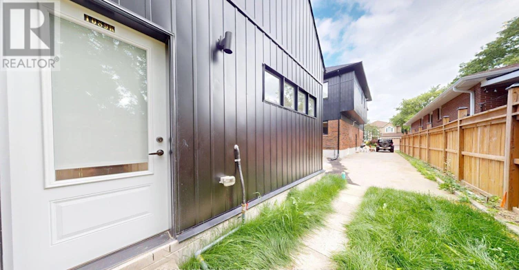 R (LANEWAY-1089 Glencairn Avenue, Toronto, ON, M6B 2B1 - 5