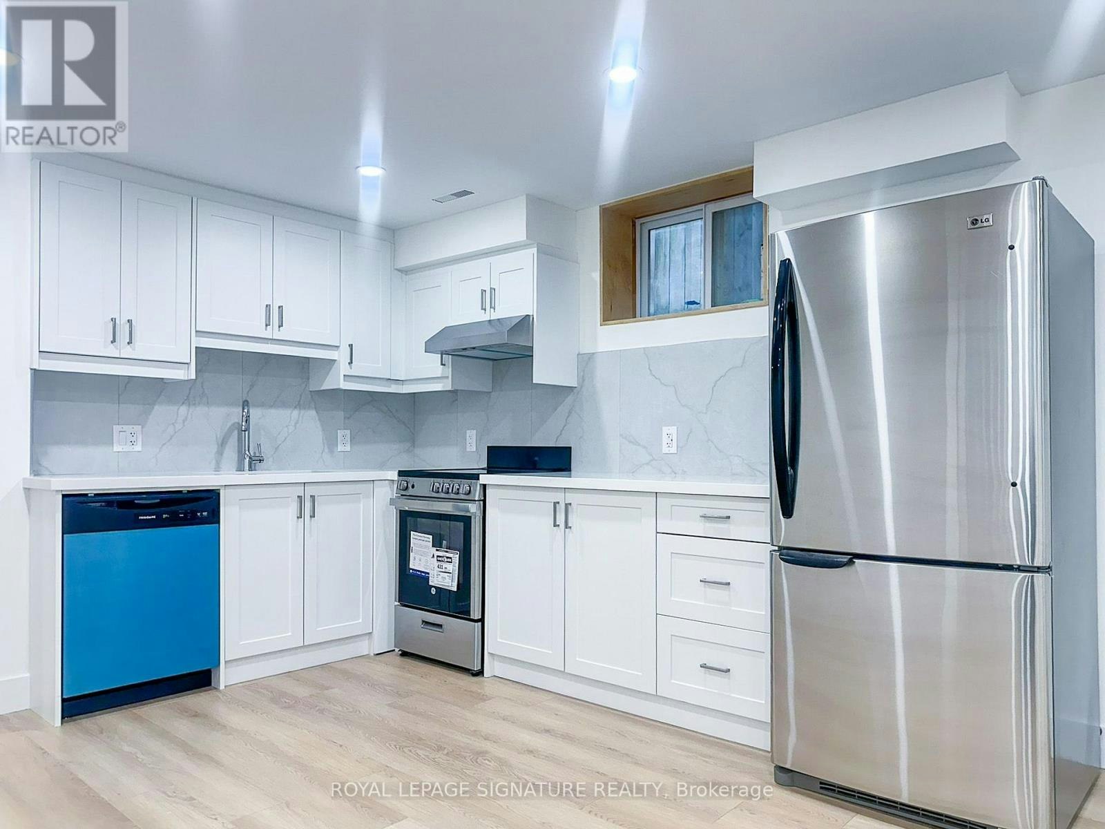 A102-27 Millen Avenue, Hamilton, ON, L9A 2T5
