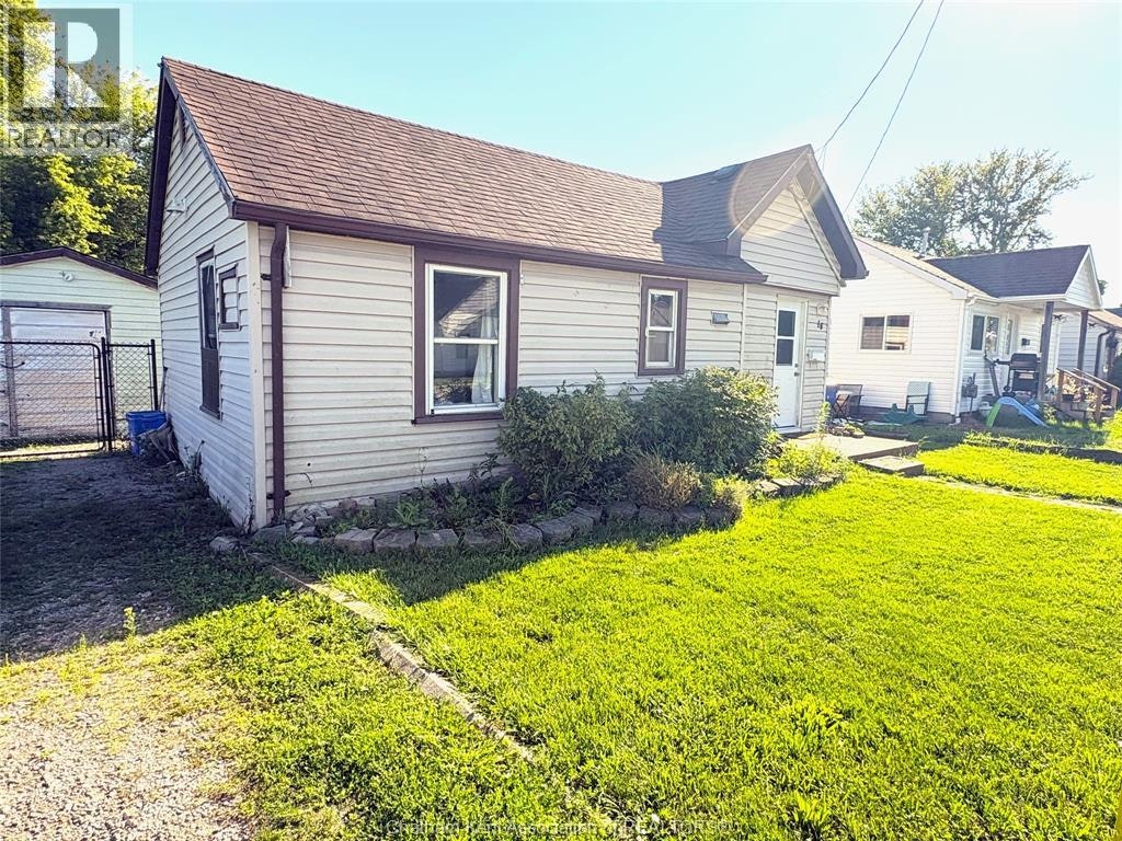 16 Wills Street, Chatham-Kent, ON, N8A 1B2