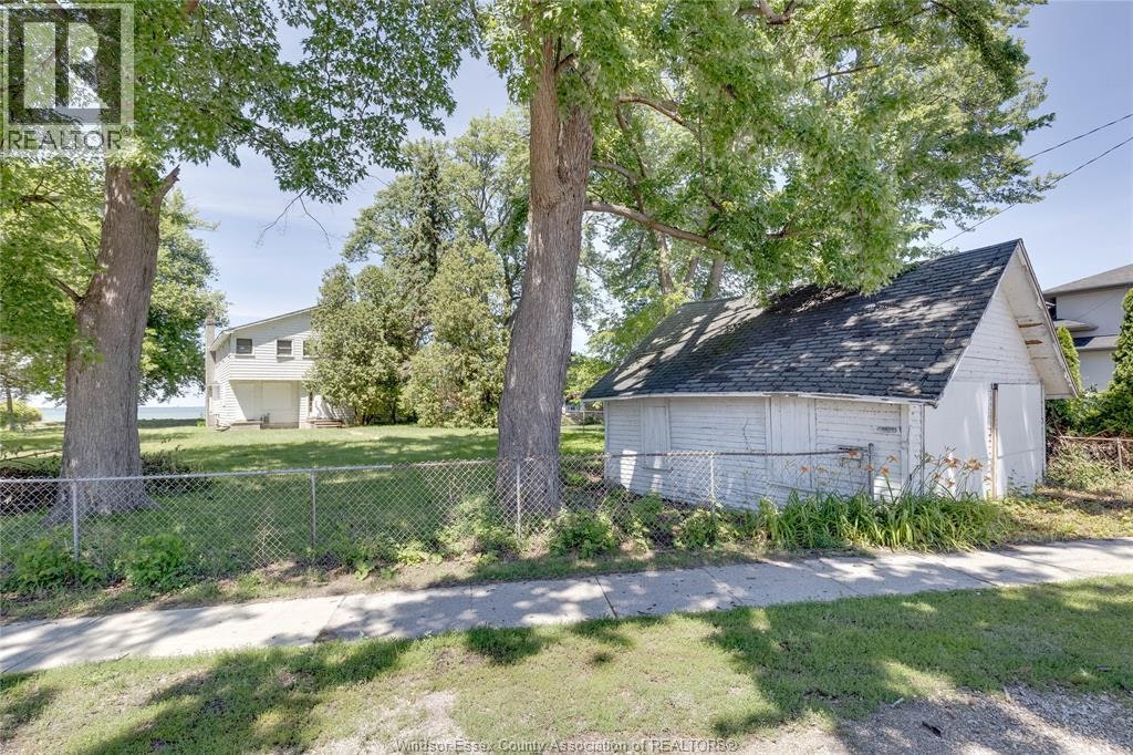 13110 Riverside Drive East, Tecumseh, ON, N8N 2M6