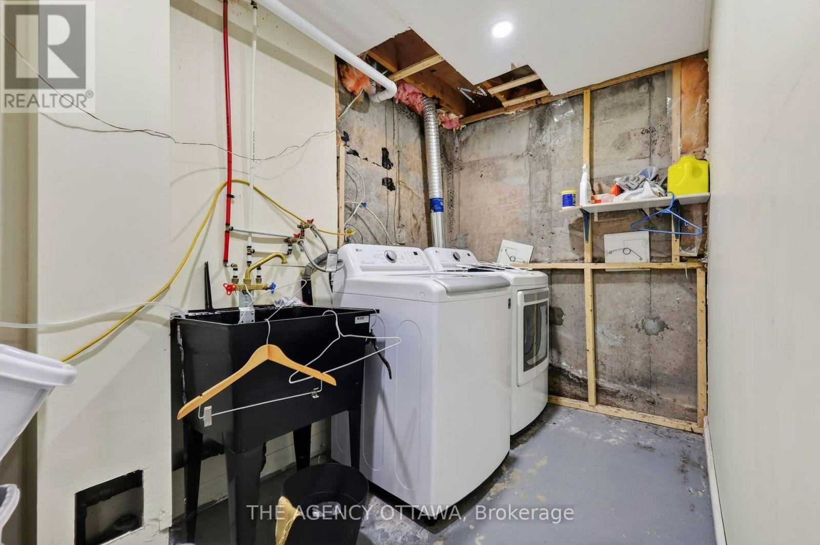 1775 Stonehenge Crescent, Ottawa, ON, K1B 5K3 - 32