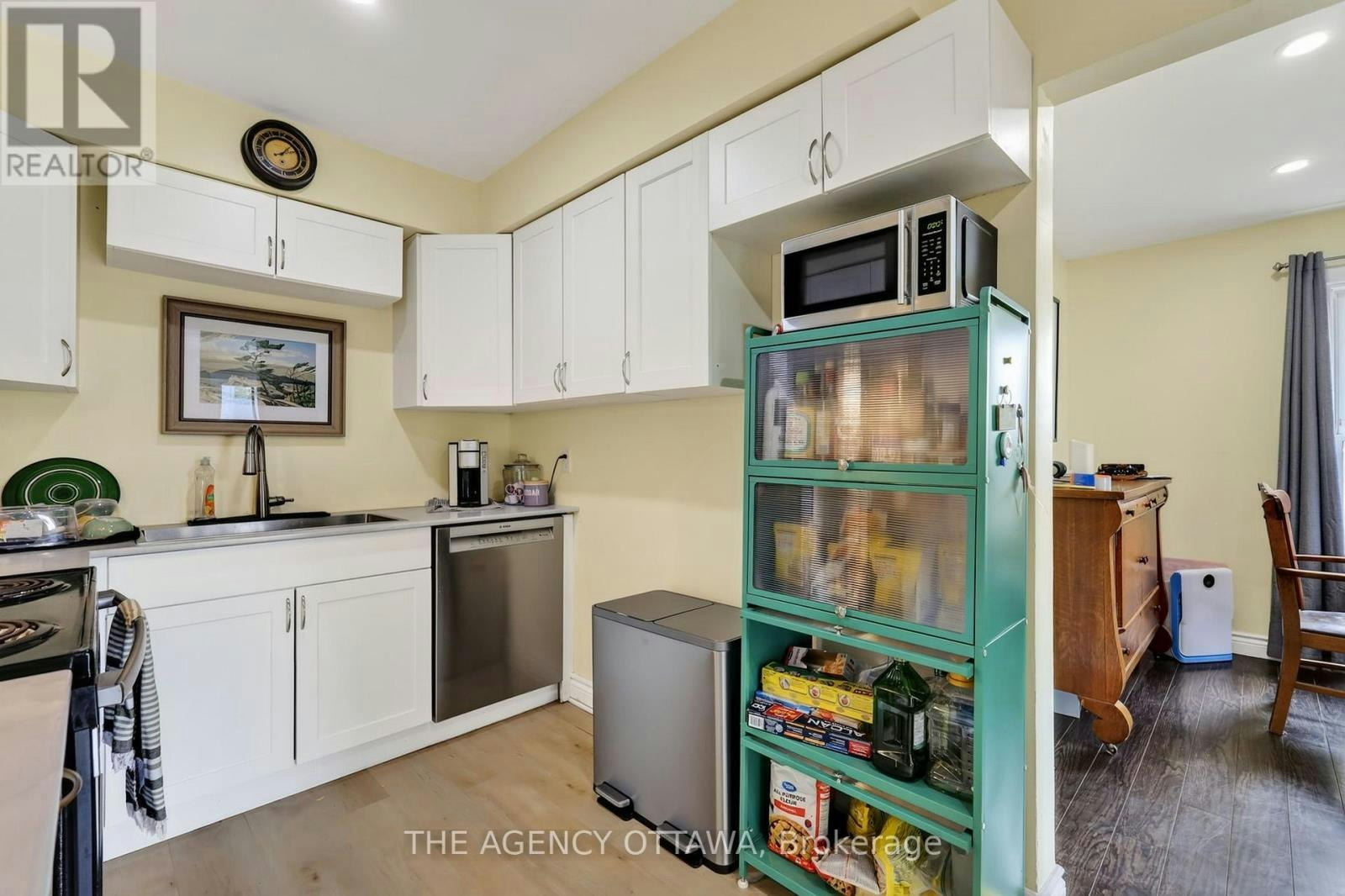 1775 Stonehenge Crescent, Ottawa, ON, K1B 5K3 - 11
