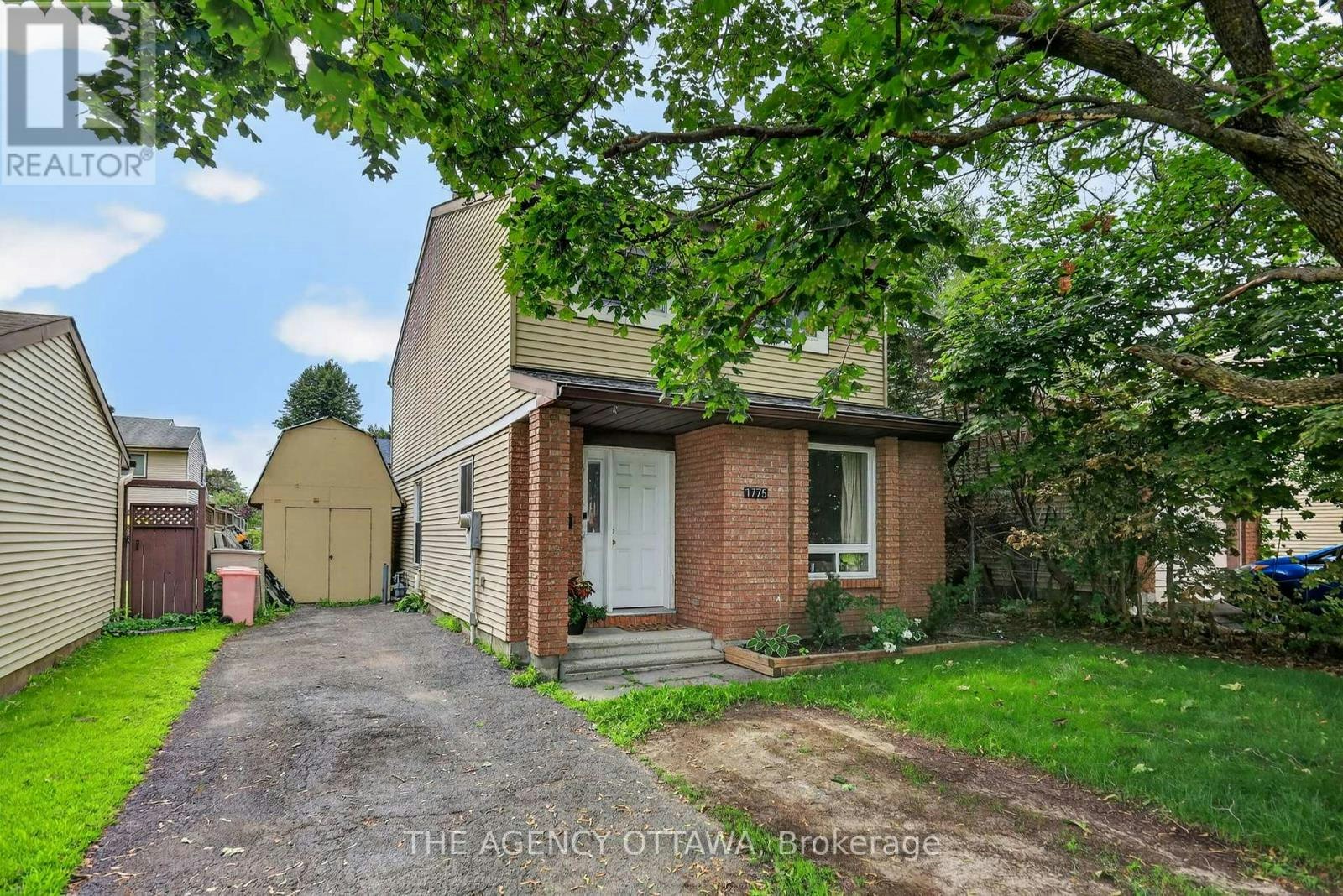 1775 Stonehenge Crescent, Ottawa, ON, K1B 5K3 - 3