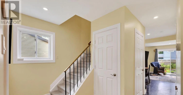 1775 Stonehenge Crescent, Ottawa, ON, K1B 5K3 - 5