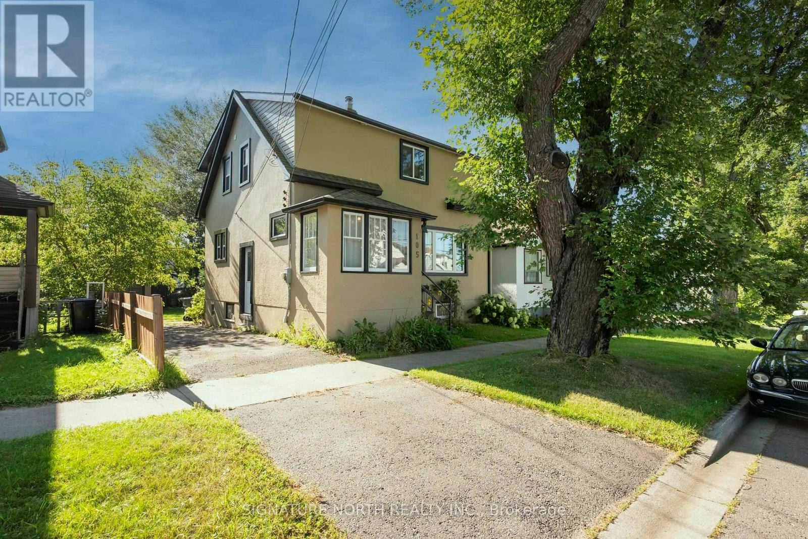 105 Machar Avenue, Thunder Bay, ON, P7B 2Y5