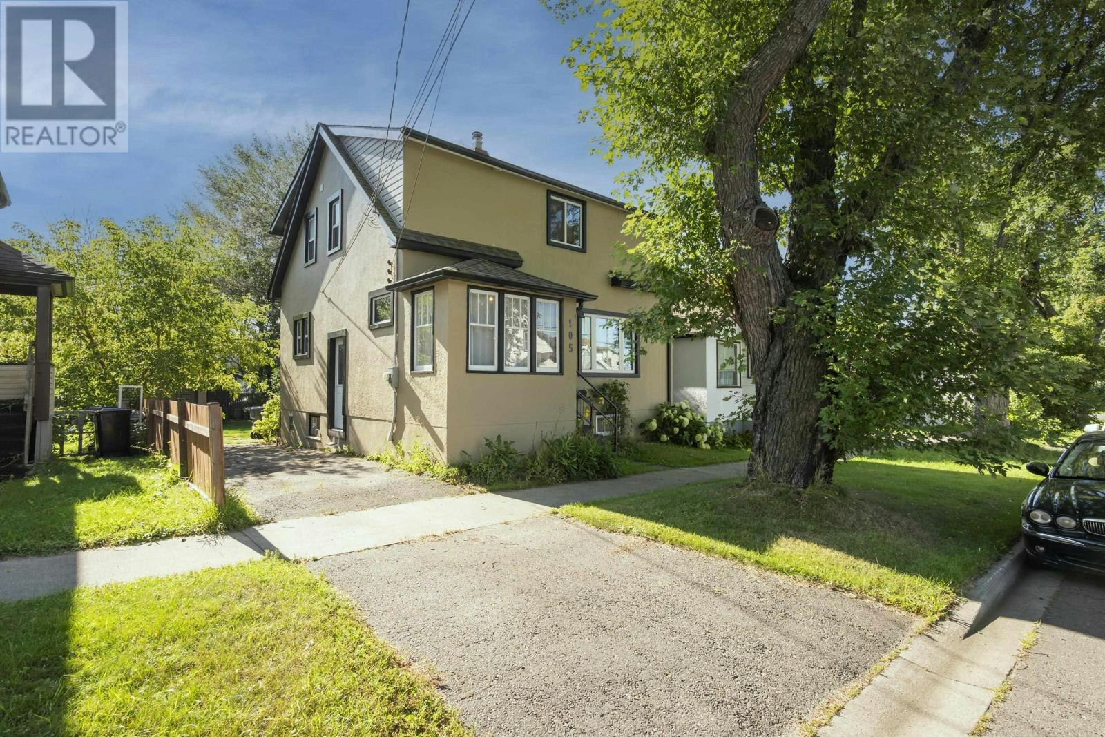 105 Machar Avenue, Thunder Bay, ON, P7B 2Y5