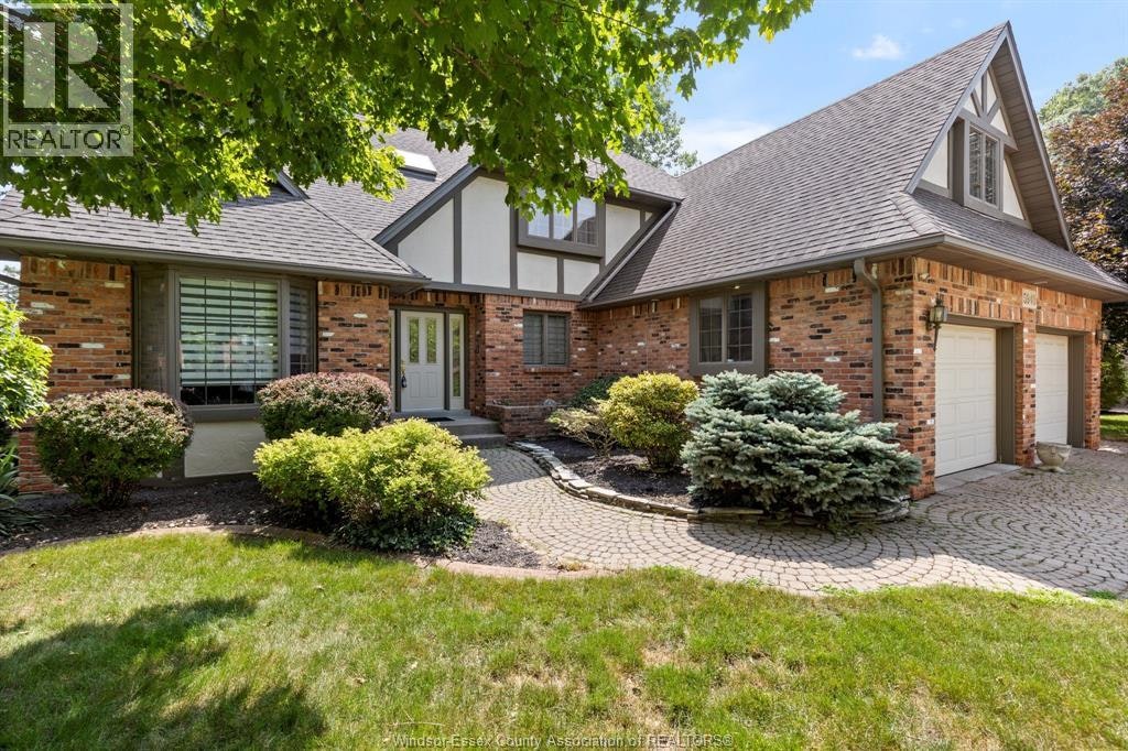 5940 Oxley, Lasalle, ON, N9H 1N5
