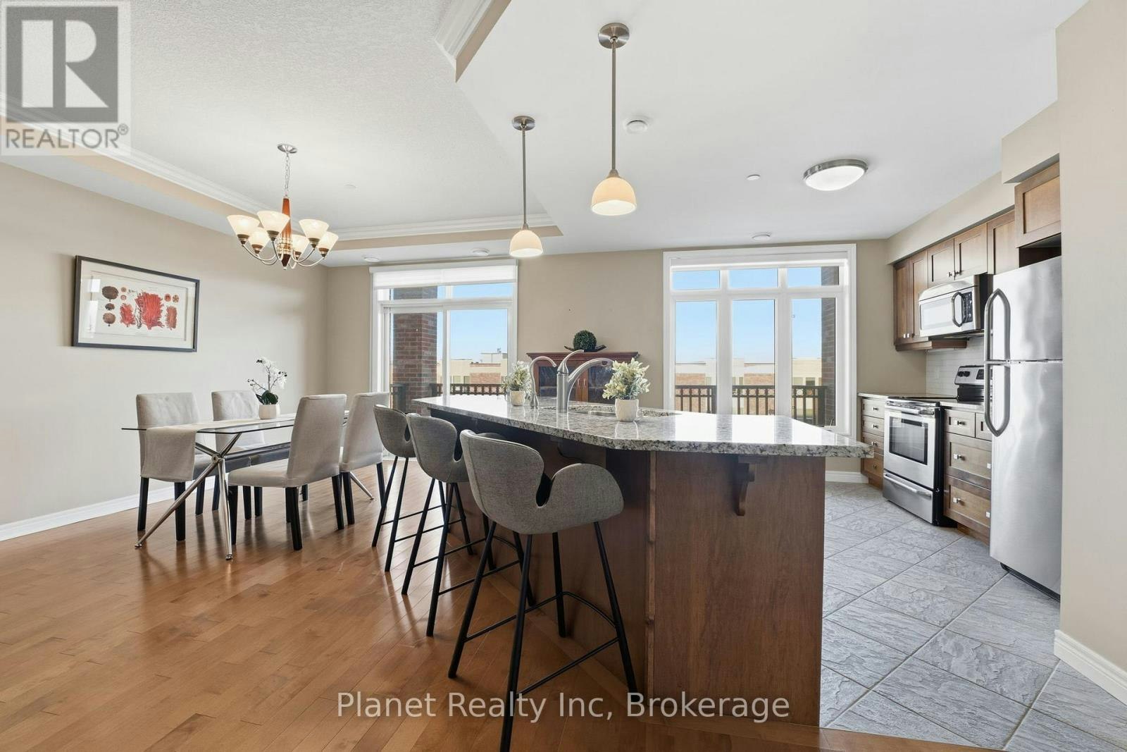 305-65 Bayberry Drive, Guelph, ON, N1G 5K8