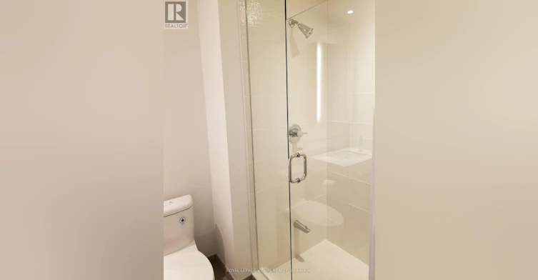 4413-10 York Street, Toronto, ON, M5J 2Z2 - 8
