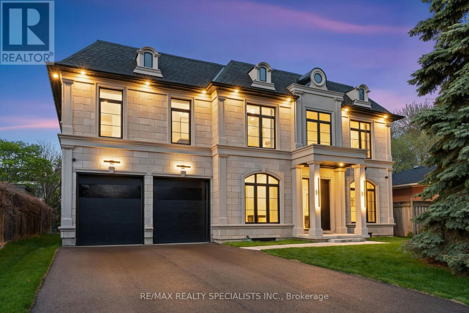 431 Seaton Drive, Oakville, ON, L6L 3Y3