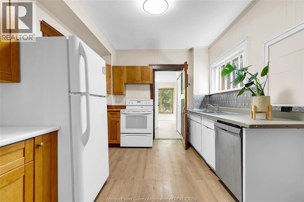 444 Crawford, Windsor, ON, N9A 5C4 - 13