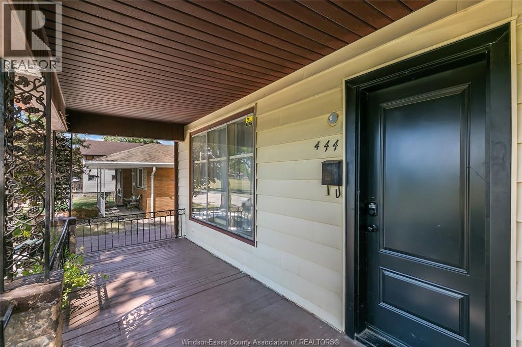 444 Crawford, Windsor, ON, N9A 5C4 - 4