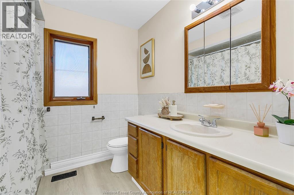 444 Crawford, Windsor, ON, N9A 5C4 - 17