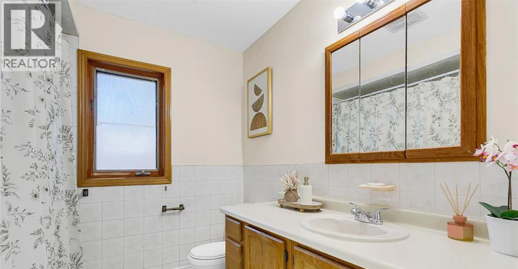 444 Crawford, Windsor, ON, N9A 5C4 - 17