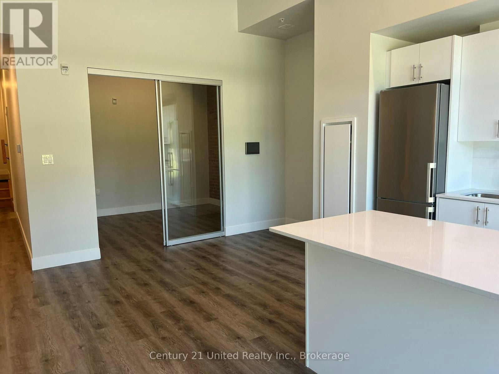201-475 George Street N, Peterborough, ON, K9H 0J4 - 9
