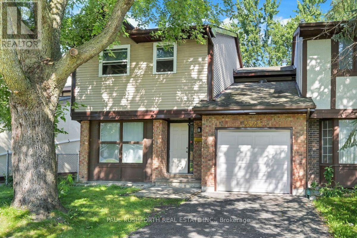 2523 Hunters Point Crescent, Ottawa, ON, K1T 2A3