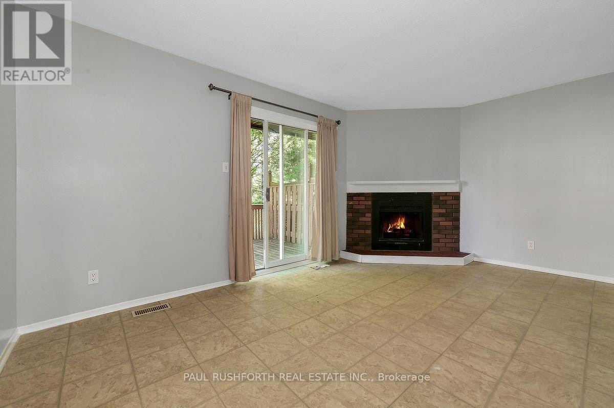 2523 Hunters Point Crescent, Ottawa, ON, K1T 2A3 - 13