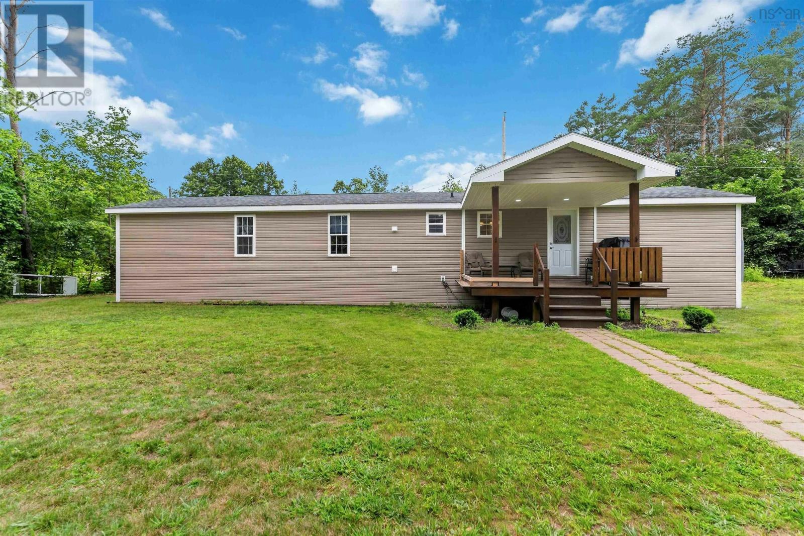 14581 1 Highway, Wilmot, NS, B0P 1W0