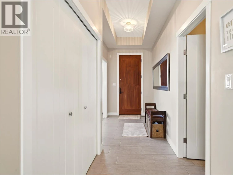 2110 Lawrence Avenue, Penticton, BC, V2A 9G6 - 20