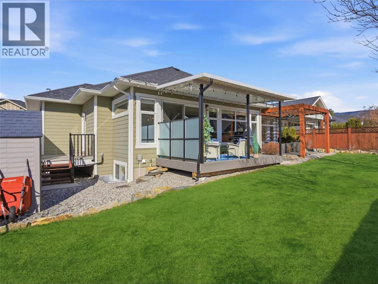 2110 Lawrence Avenue, Penticton, BC, V2A 9G6 - 14