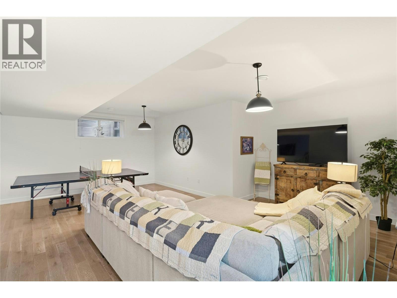 2110 Lawrence Avenue, Penticton, BC, V2A 9G6 - 41