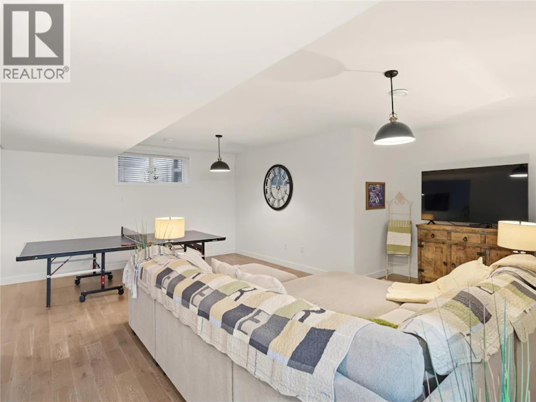 2110 Lawrence Avenue, Penticton, BC, V2A 9G6 - 41
