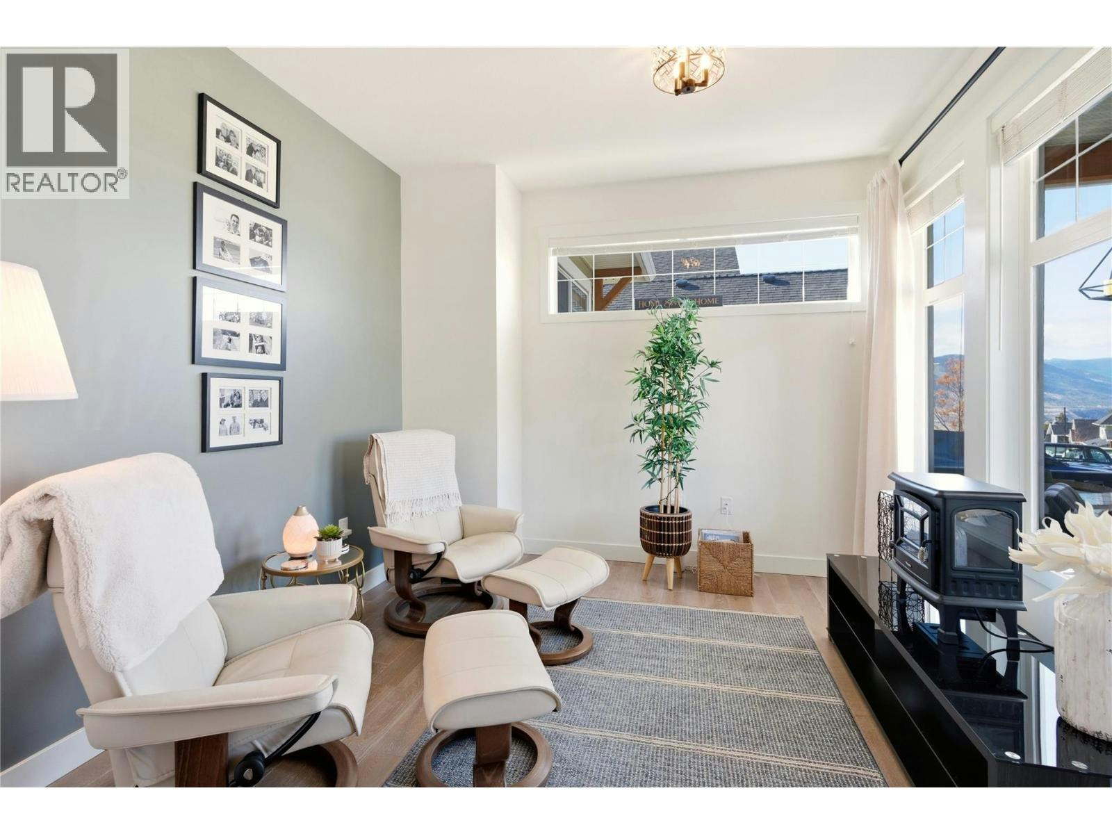 2110 Lawrence Avenue, Penticton, BC, V2A 9G6 - 18