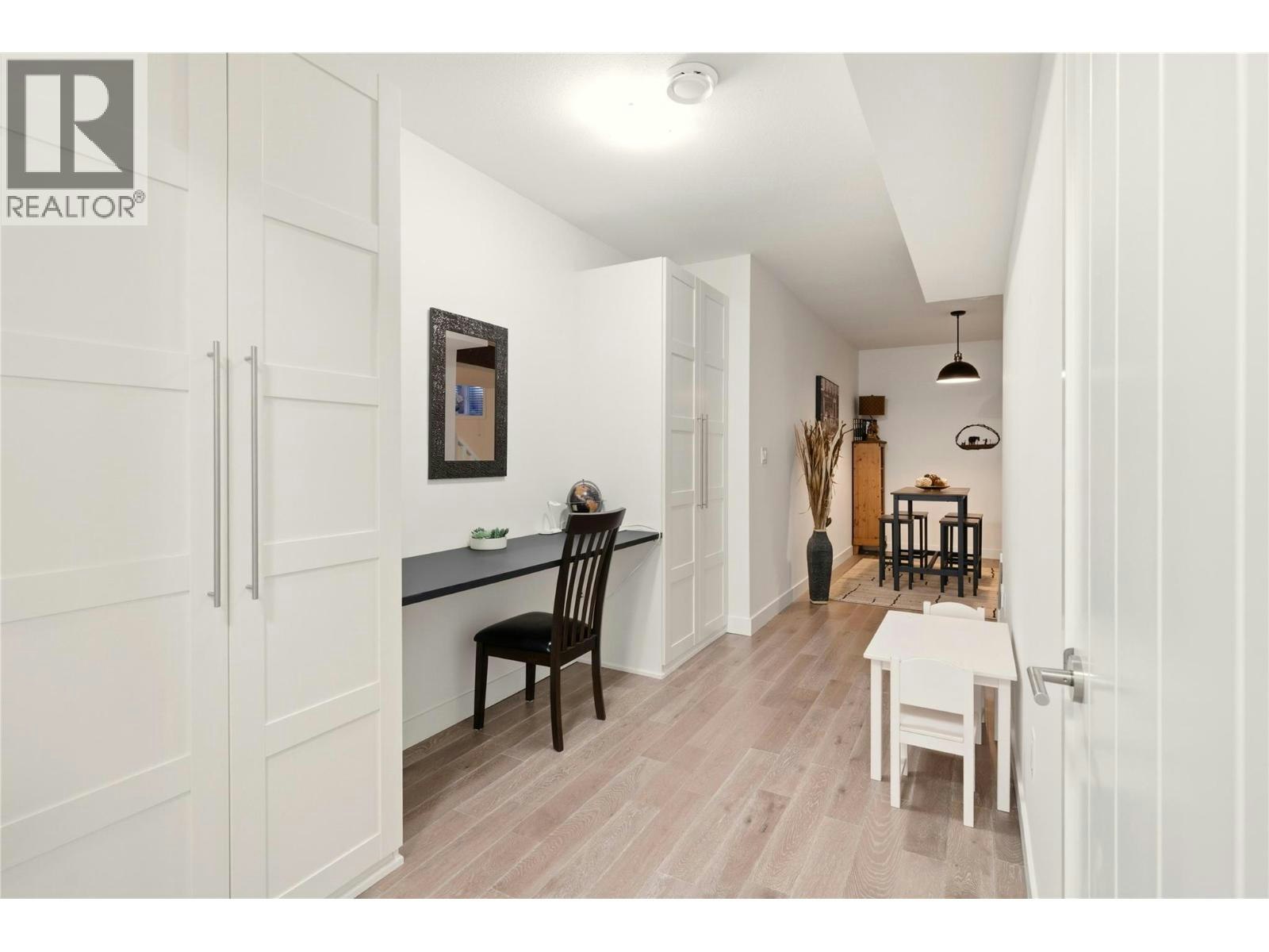 2110 Lawrence Avenue, Penticton, BC, V2A 9G6 - 43