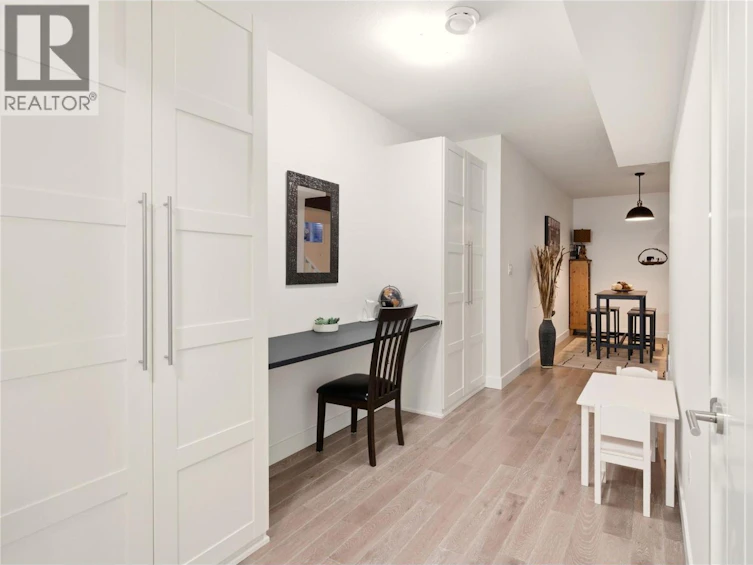 2110 Lawrence Avenue, Penticton, BC, V2A 9G6 - 43