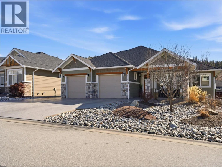 2110 Lawrence Avenue, Penticton, BC, V2A 9G6 - 11