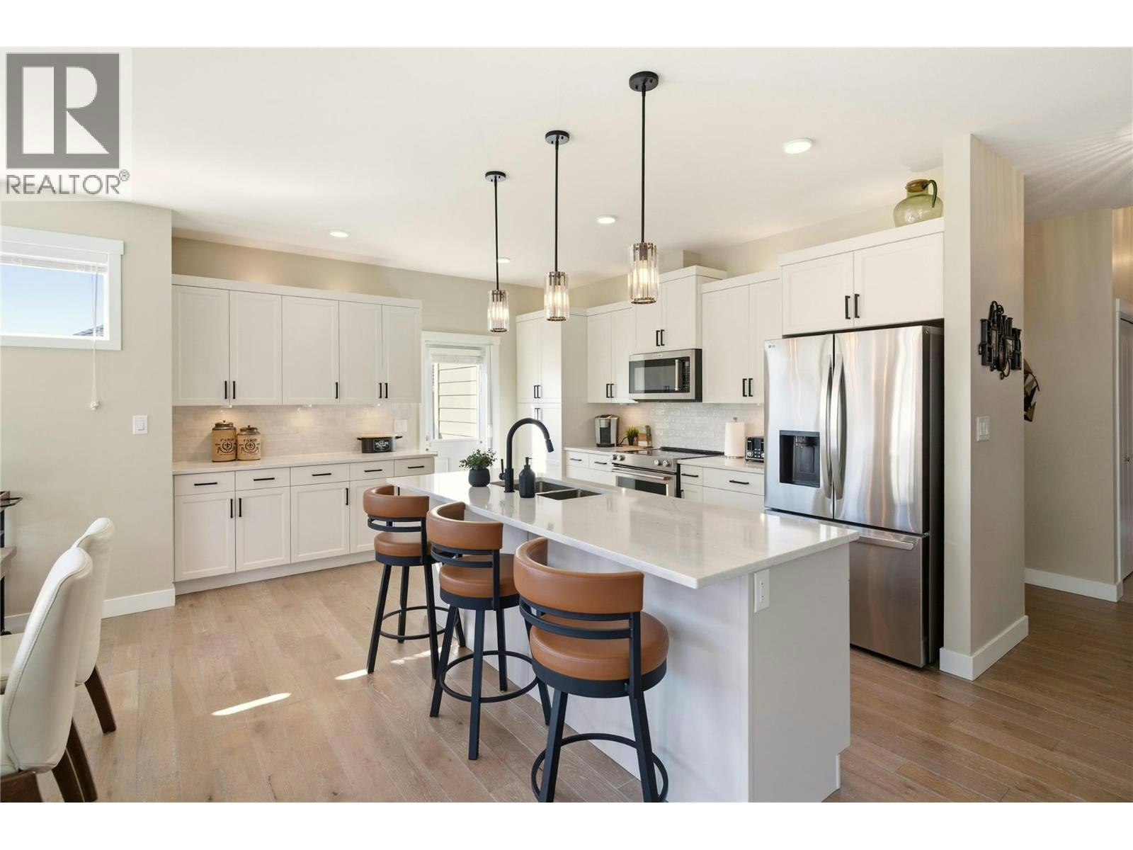 2110 Lawrence Avenue, Penticton, BC, V2A 9G6 - 29